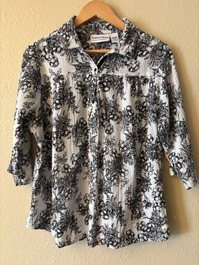 Country Store 100% Cotton Floral Blouse 1X Black White Button Front